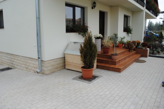 Alei curte, pavele Umbra D2, culoare Alb-Crem si Antracit