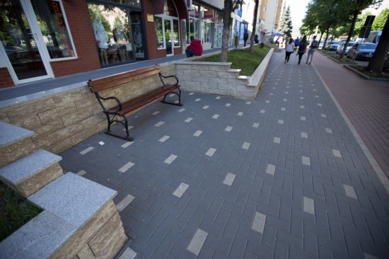 Centru Civic, Zalau, pavele Dreptunghi, Elemente de treapta, Blocuri de zid