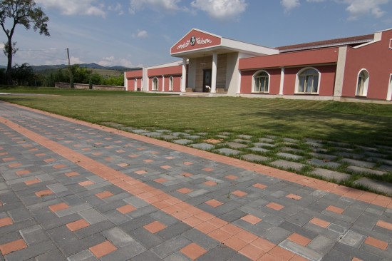 Conac Martinutzi, Vintu de Jos, pavele Rustic, Dreptunghi, Patrat