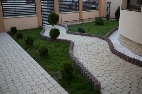 Alee curte, pavele Maris, culoare Alb-Crem