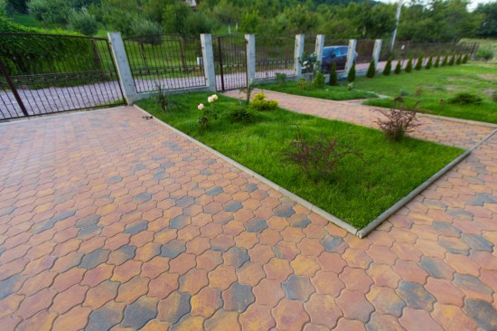 Curte, pavele Cromatica Floare, culoare Pastel