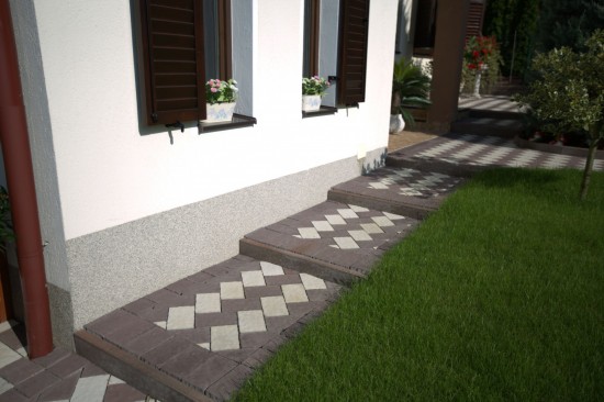Curte, alei, terasa, pavele Rustic Clasic. culoare Maro si Alb-Crem