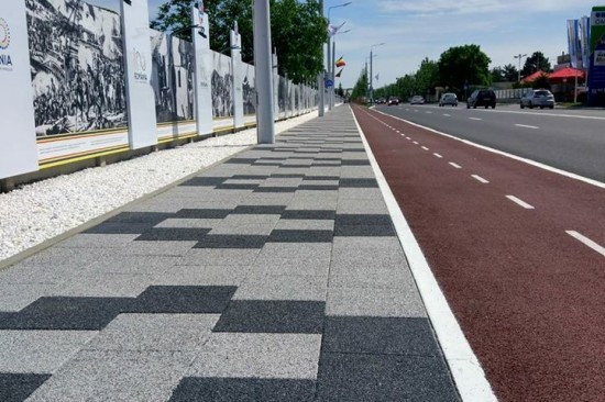 Bulevardul Unirii si Cimitirul Eroilor, Buzau, pavele Umbra P4 