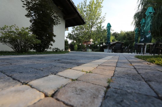 Pavele Antico P6 și zonă focar din blocheți