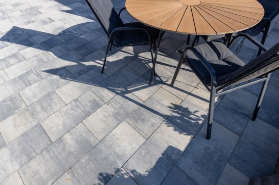 Curte reședință privată dale Cortina D7 tempo și seturi de mobilier grădină