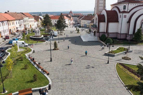 Centru orasului Orastie, Piatra cubica