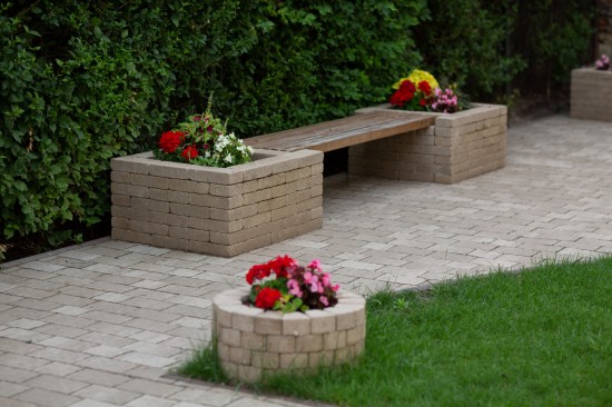 Curte, Scoala Gimnaziala nr. 2 Sebes, pavele Rustic Clasic, nuanta cafe, Banci Resto