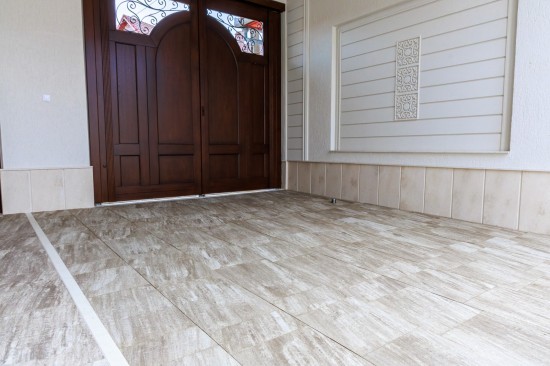 Acces curte, dale Solero Natura, culoare cappuccino, Borduri B10, culoare alb-crem