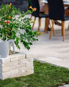 Jardiniera Quadra