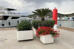 Mobilier urban Breinco - Jardiniera patrata Breinco